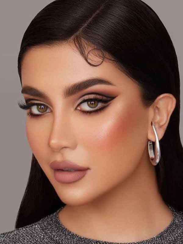 مدل آرایش صورت ملایم مجلسی دخرانه و عروسکی زیبا و لاکچری سال