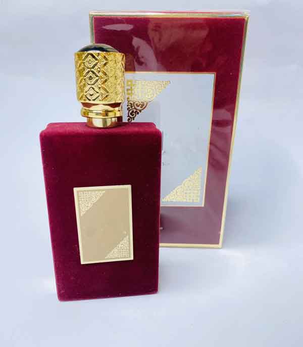 تعبیر خواب عطر برای دختر مجرد تعبیر خواب عطر هدیه گرفتن تعبیر خواب عطر خریدن تعبیر خواب عطر فروشی تعبیر خواب دزدیدن عطر تعبیر خواب عطر هدیه گرفتن از مرده تعبیر خواب شیشه عطر شکسته تعبیر خواب سوغاتی