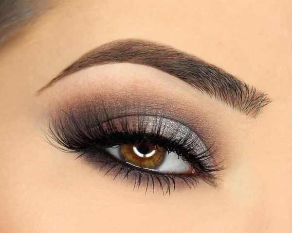 مدل آرایش چشم ملایم دخترانه زیبا خیره کننده برای مهمانی ها و مراسمات خاص