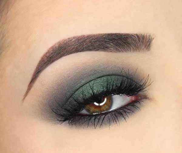 مدل آرایش چشم ملایم دخترانه زیبا خیره کننده برای مهمانی ها و مراسمات خاص