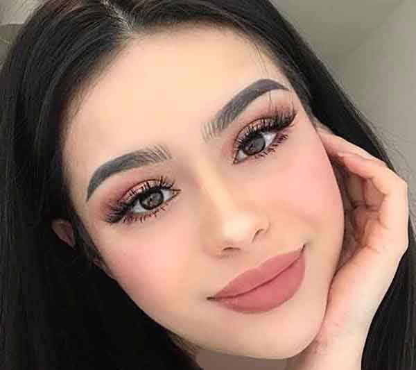 مدل آرایش دخترانه با ایده های لایت طبیعی و نچرال و نکات و تکنیک های حرفه ای