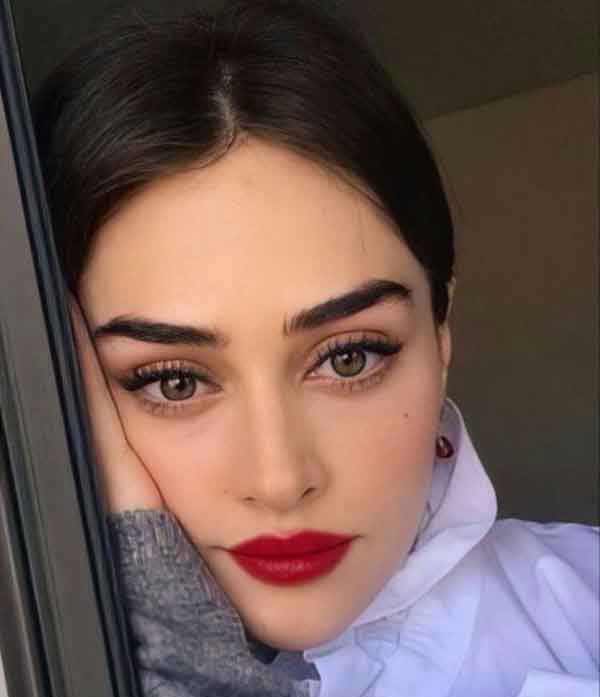 مدل آرایش دخترانه با ایده های لایت طبیعی و نچرال و نکات و تکنیک های حرفه ای