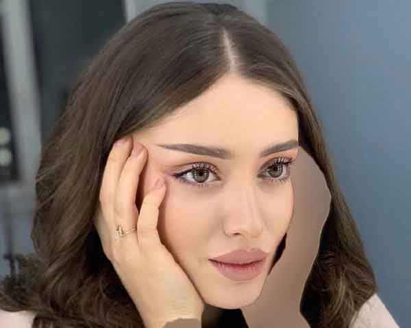 مدل آرایش دخترانه برای عروسی بسیار جذاب زیبا و امروزی برای همه فرم های صورت