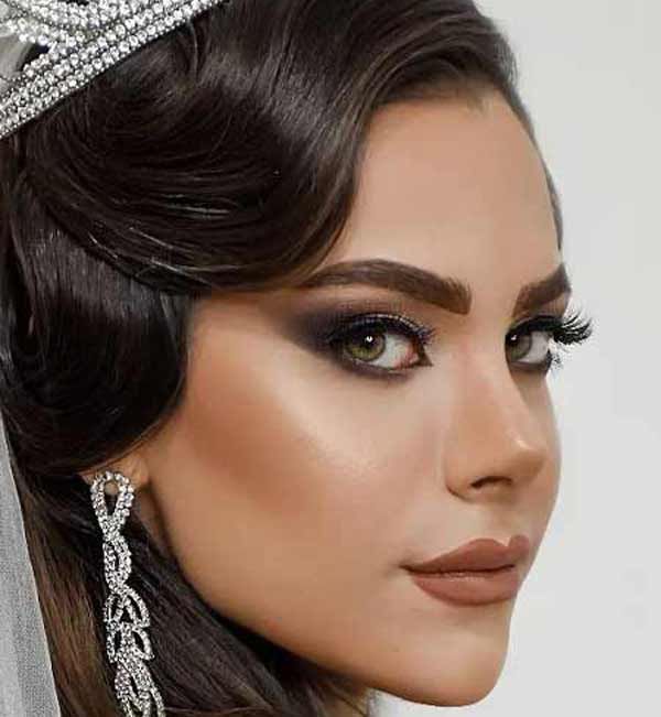 مدل عروس با جدیدترین شیک ترین و زیباترین میکاپ ها و شینیون ها برای ایده گرفتن