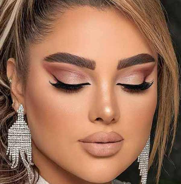 مدل عروس با جدیدترین شیک ترین و زیباترین میکاپ ها و شینیون ها برای ایده گرفتن