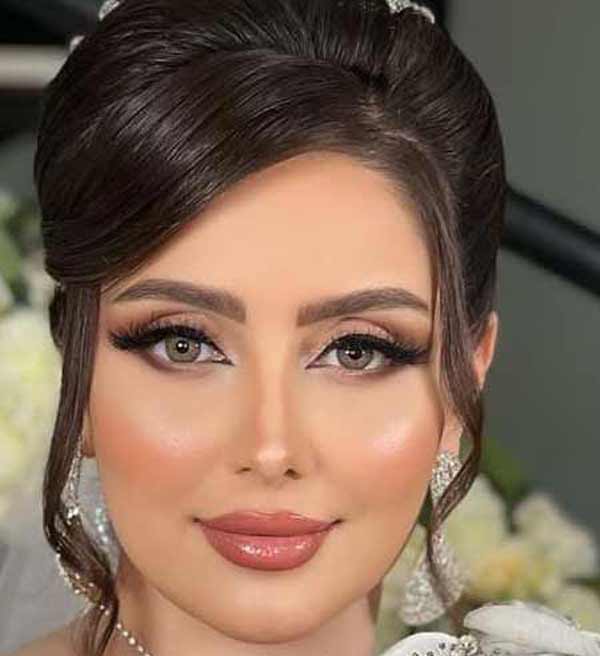 مدل عروس با جدیدترین شیک ترین و زیباترین میکاپ ها و شینیون ها برای ایده گرفتن