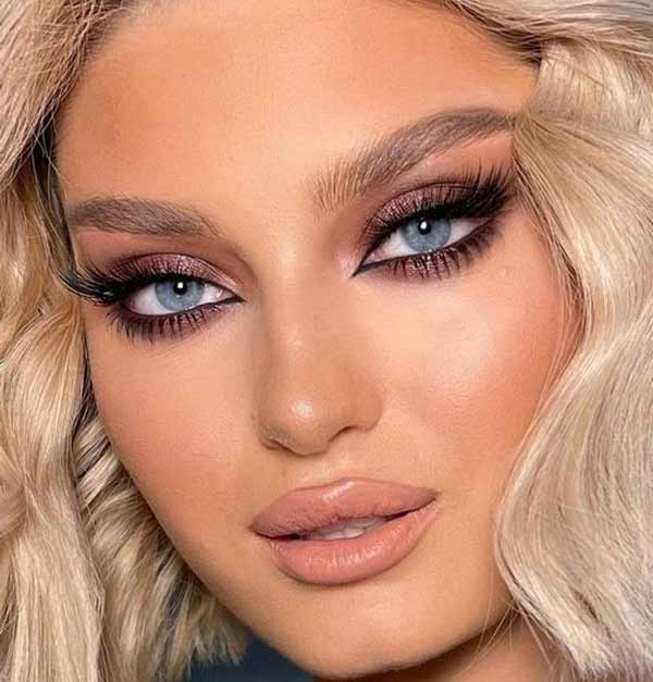 آرایش زنانه ساده با ایده های جدید جذاب شیک همراه با تکنیک هایی برای حرفه ای ها