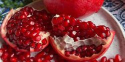 تعبیر خواب انار دادن به دیگران + امام صادق و تعبیر خواب انار دادن به مرده چیست