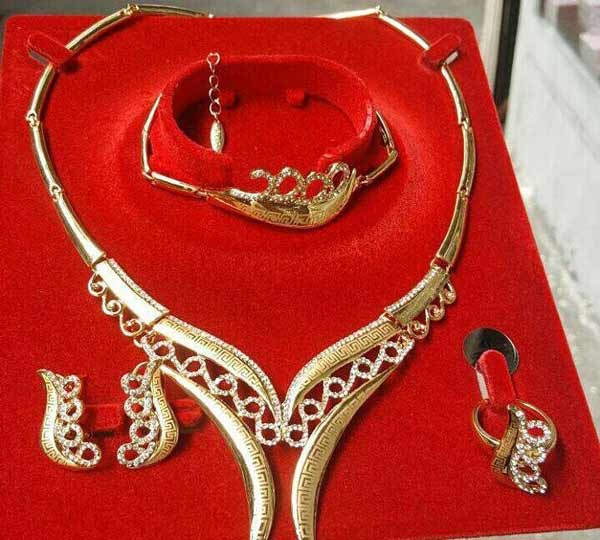 گرانترین سرویس طلا در ایران با طرح های خلیجی و گوناگون که جذاب هستند