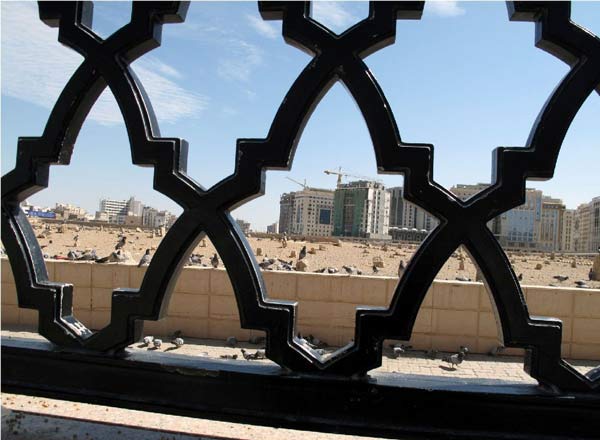 تعبیر خواب قبرستان بقیع + برای دختر مجرد و قبر امام حسن مجتبی و دیدن قبر دیگران
