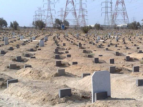 تعبیر خواب قبرستان گلی + کندن قبر برای ادم زنده و خراب شدن قبر مرده