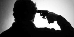 تعبیر خواب خودکشی با اسلحه + کشته شدن با تفنگ توسط پدر و خودکشی شوهر