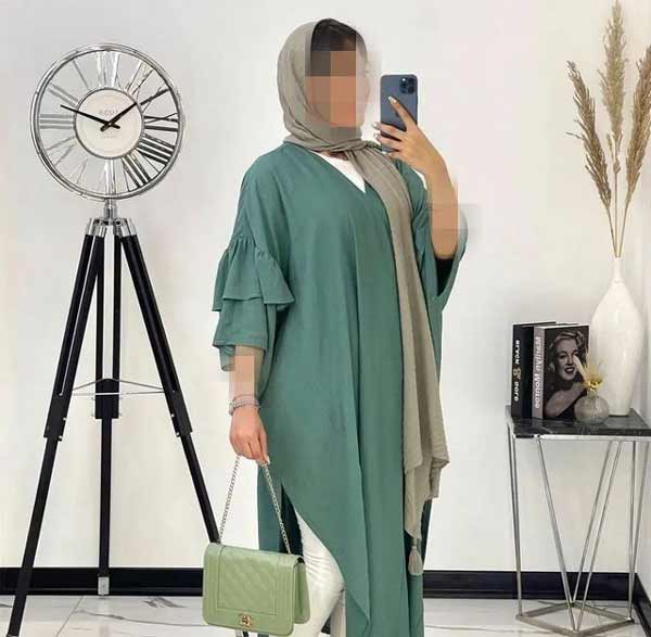 مدل مانتو جلو باز ابروبادی جذاب با رنگ های شاد و مدسال مخصوص شیک پوشان