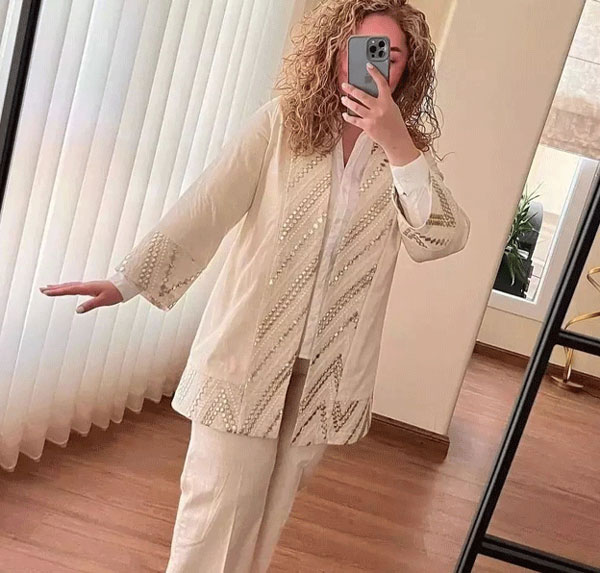 مدل مانتو کوتاه مجلسی با طرح های ساده سنتی و کار شده زنانه و دخترانه