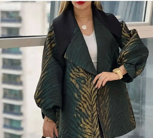 مدل مانتو کوتاه مجلسی با طرح های ساده سنتی و کار شده زنانه و دخترانه