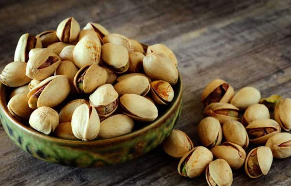 تعبیر خواب پسته ابن سیرین + حضرت یوسف و پسته گرفتن از دیگران با پوست