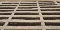 تعبیر خواب قبر پدر بزرگ + کندن قبر پدر مرده و زنده و سنگ قبر خودم