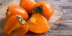 تعبیر خواب خرمالو زن باردار + خرمالو برای دختر مجرد و گرفتن خرمالو از مرده