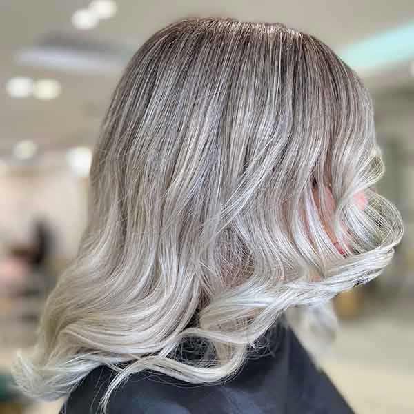 پرطرفدارترین رنگ مو زیبا ترند لایت روشن و تیره برای موهای کوتاه و بلند