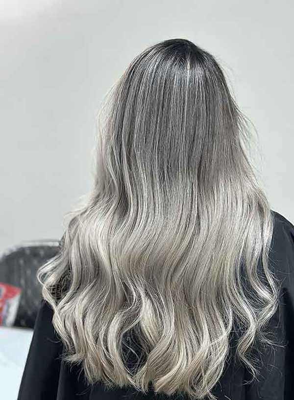 پرطرفدارترین رنگ مو زیبا ترند لایت روشن و تیره برای موهای کوتاه و بلند