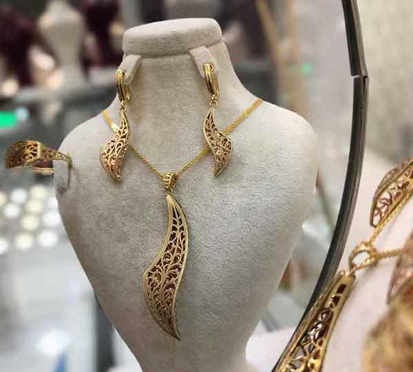سرویس طلا جدید بدون نگین ظریف و ساده با طرح های متنوع برای خوش سلیقه ها