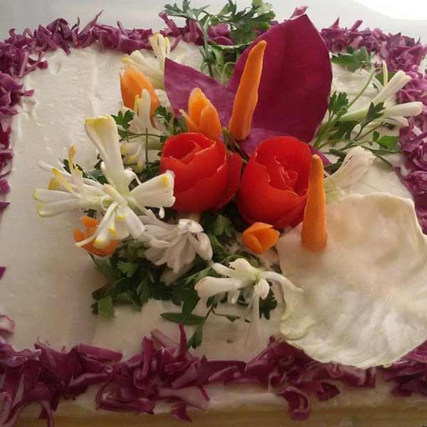 مدل تزیین سالاد الویه برای مهمانی و تولد های لاکچری مخصوص کدبانو ها