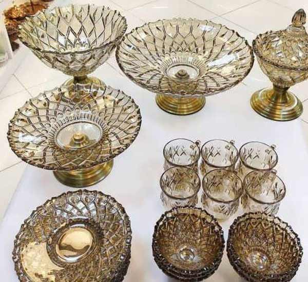 مدل ظرف پذیرایی با ایده های کریستالی چوبی و فلزی شیک لاکچری برای همه سلیقه ها