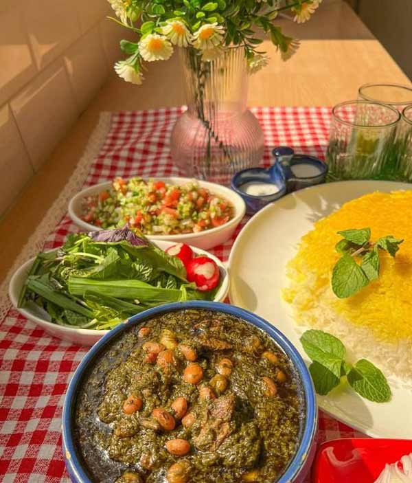 تزیین قورمه سبزی مجلسی بسیار خوشمزه و زیبا + ایده های آسان برای کدبانوها