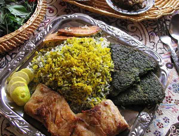 تزیین کوکو سبزی با روش های متنوع و آسان برای مهمانی ها + رسپی خوشمزه