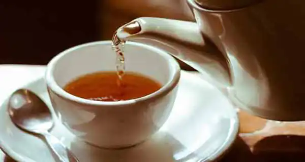 تعبیر خواب چای ریختن مرده + چای دادن به مرده امام صادق و چای خوردن مرده