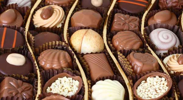 تعبیر خواب گرفتن شکلات از سید + شکلات گرفتن از مرده