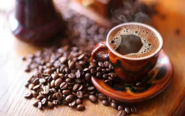 تعبیر خواب قهوه دادن + قهوه هدیه گرفتن و خوردن دختر مجرد از امام صادق