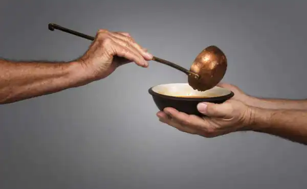 تعبیر خواب آشپزی مرده + غذا پختن مادر مرده و غذا پختن مرده امام صادق