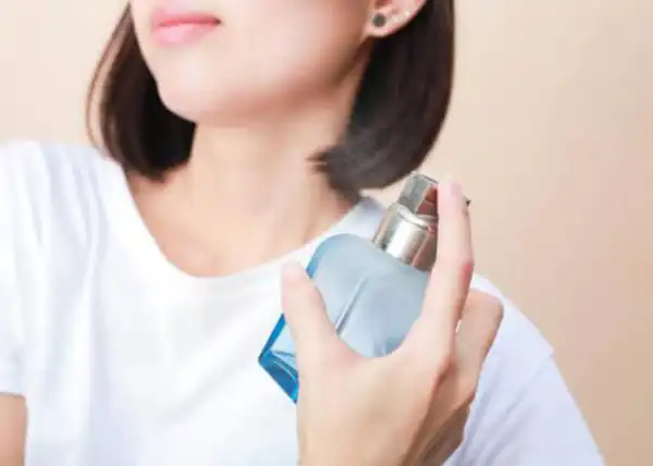 تعبیر خواب عطر هدیه گرفتن از مرد + عطر هدیه گرفتن از زن برای دختر مجرد