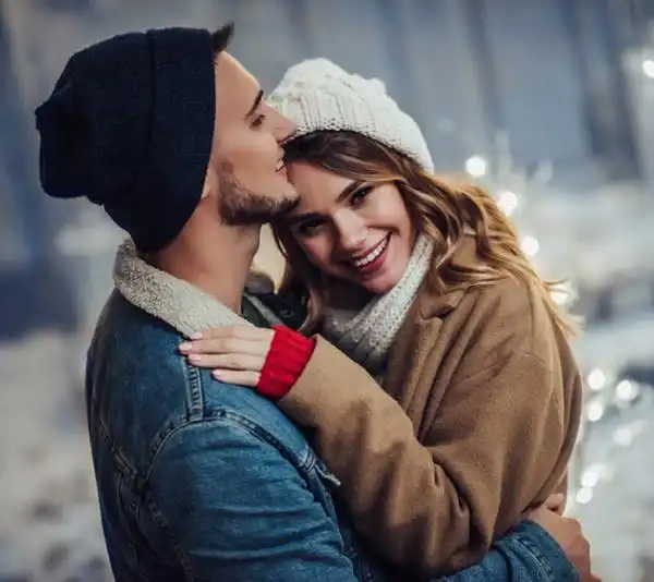 تعبیر خواب بوسه و بغل + بوسیدن زن متاهل توسط مرد نامحرم و بوسه لب