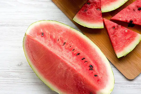 تعبیر خواب دیدن تخمه هندوانه برای زن باردار از حضرت یوسف و تخمه ژاپنی