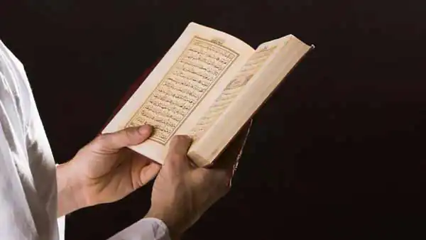 تعبیر خواب دعای توسل + شنیدن صدای دعای توسل و توسل به ائمه در حرم امام رضا