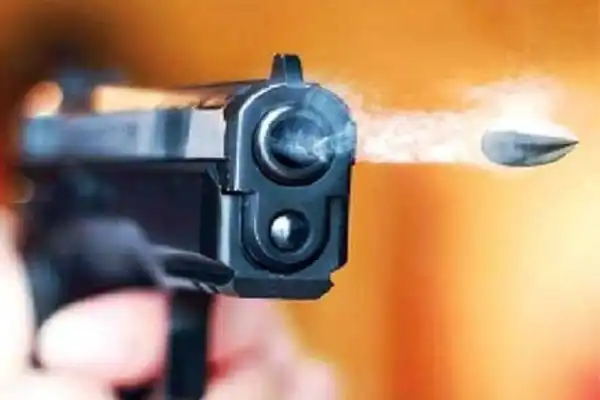 تعبیر خواب تفنگ در دست مرده + اسلحه امام صادق و تیراندازی مرده