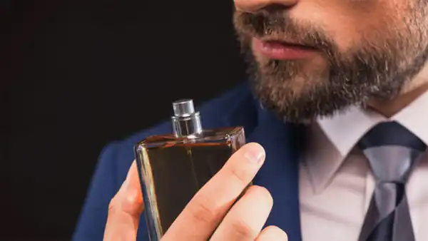تعبیر خواب عطر از حضرت یوسف تعبیر خواب عطر برای دختر مجرد تعبیر خواب عطر زدن زن متاهل تعبیر خواب بوی خوش امام صادق تعبیر خواب عطر هدیه گرفتن از زن تعبیر خواب عطر خریدن دختر مجرد تعبیر خواب عطر زدن به دیگران تعبیر خواب عطر خریدن امام صادق