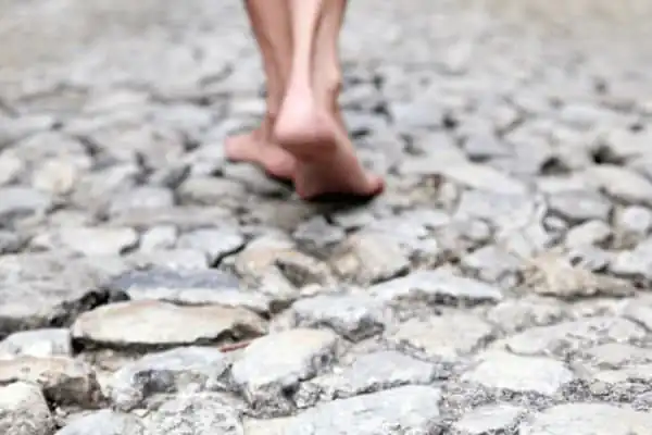 تعبیر خواب برهنه بودن همسر + برهنه بودن زن پیش نامحرم و دخترم