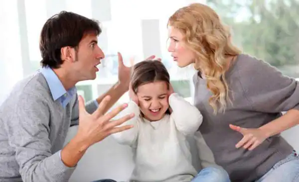 تعبیر خواب دعوای پدر و مادر با هم و با فرزند از امام صادق و دعوا با پدر و مادر