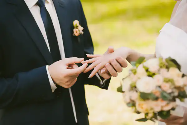 تعبیر خواب ازدواج مجدد زن متاهل + ازدواج زن متاهل با مرد آشنا و غریبه