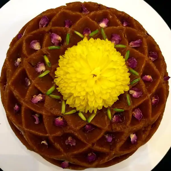 تعبیر خواب حلوای شیره انگور + خیرات حلوا برای مرده و حلوا شکری