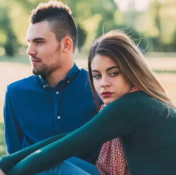 تعبیر خواب همسر با نامحرم + دیدن زن خود با دیگری و دیدن زن نامحرم آشنا