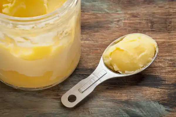 تعبیر خواب خریدن روغن جامد + روغن نباتی و مایع و تعبیر روغن در خواب امام صادق