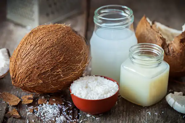 تعبیر خواب خوردن شیر نارگیل + برای دختر مجرد از امام صادق و حضرت یوسف