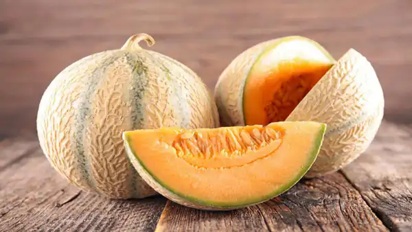 تعبیر خواب میوه گرمک و طالبی زرد برای زن باردار از حضرت یوسف