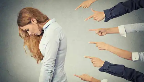 تعبیر خواب تهمت زدن + امام صادق و بی گناه متهم شدن و تهمت زدن مرده به زنده