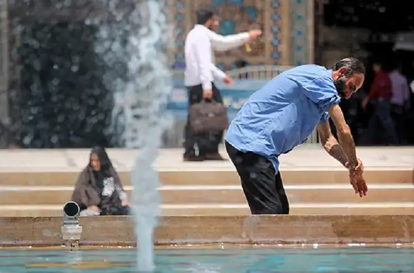 تعبیر خواب وضو گرفتن با آب کم + وضو گرفتن نیمه کاره دختر مجرد حضرت یوسف