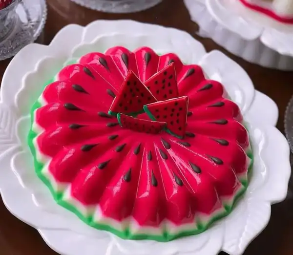 تعبیر خواب ژله خوردن + ژله قرمز برای دختر مجرد از امام صادق و ژله آبی و سفید